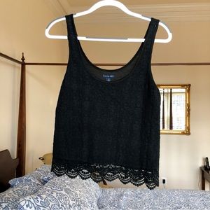 Excellent Condition! American Eagle Black Lace Detail Tank Top - Size Medium (M)